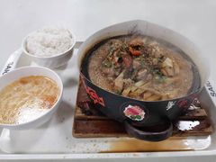 -上汽乘用车公司员工餐厅(安研路一店)