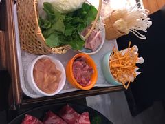 -咕嘟草帽鱼·牛奶一样的鲜鱼汤(天鹅湖万达广场店)