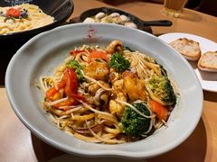 海鲜炒乌冬-Lia Cafe Bar Restaurant松山咖啡屋