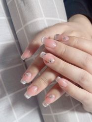 -UGIRL有个美甲
