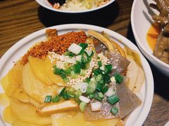 -二孃鸡爪爪(东风路总店)