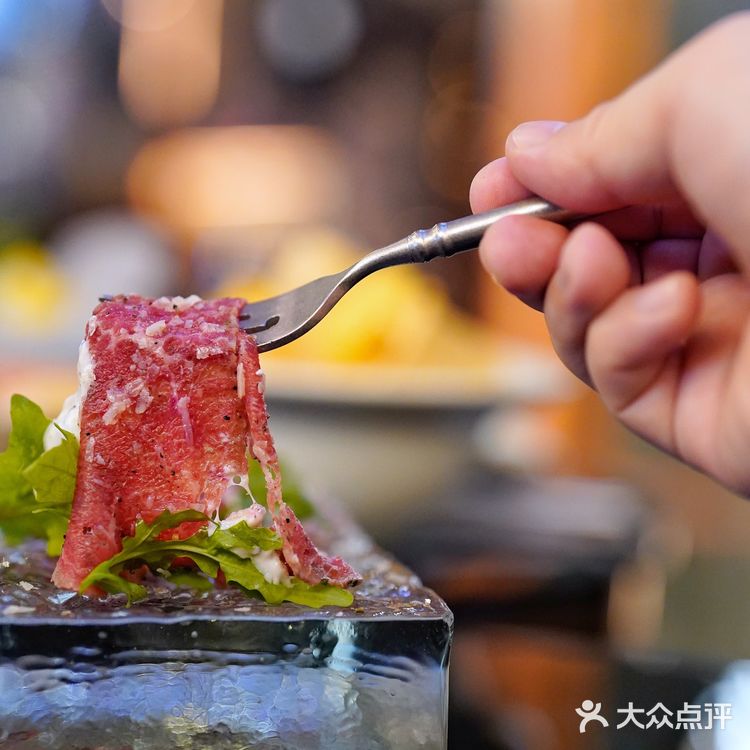 普朗姆生蚝牛排馆,约会必选浪漫餐厅