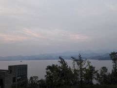 -千岛湖忆湖度假酒店(中心湖景区店)
