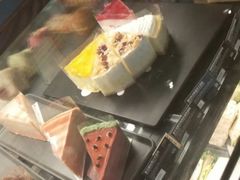 缤纷蛋糕-星巴克(来福士2F店)