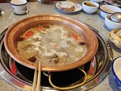 -阿婆情腊排骨火锅(金虹路店)