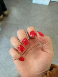 -小红楼美甲美容中心