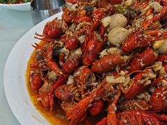 -临界音乐酒馆·小龙虾·江湖菜(华熙LIVE·鱼洞店)