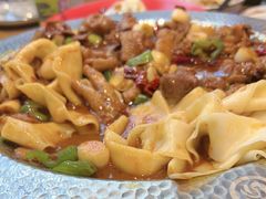 -俭寨大盘鸡·手抓肉·烧烤新疆菜(乌苏路店)