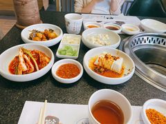 围蝶-草家酱蟹炭火烤肉店(珲春南路一店)