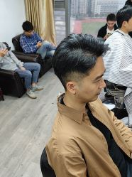 -潮流町·男士烫染发型定制