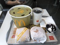 -麦当劳(呼市新华东街店)