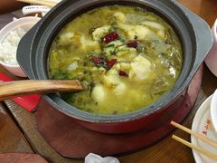 -周鱼小馆石锅酸菜鱼(活力汇店)