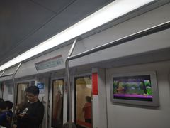 -新百广场(地铁站)