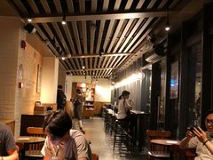 -星巴克(西藏路店)