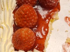 -蜜蜂小象·榴莲千层蛋糕(时代汇11栋店)
