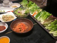 -本家韩国烤肉(财富大厦店)