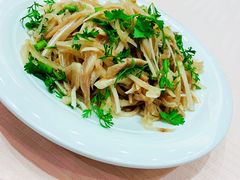 -梅龙镇酒家(南京西路总店)
