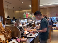 -亚龙湾希尔顿自助餐厅·海鲜·烧烤·沙滩BBQ·现场乐队