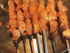 -鼎牛牛炖锅·烤串(温泉路店)