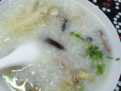 香菇滑鸡粥 -莅香岛港式餐厅(滨江道店)