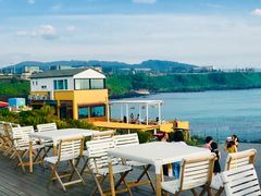 -Cafe Aewol Monsant