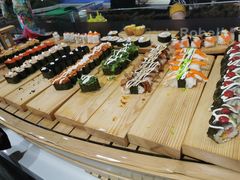 -圣罗巴甄选自助(麦凯乐店)
