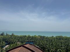 -三亚湾海居雅高铂尔曼度假酒店