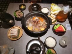 -罗勒家·养生火锅· Bistro(大望路店)