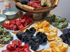 -李与白包子铺(桐梓林店)