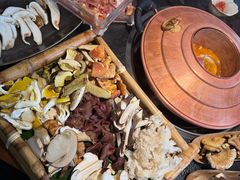 -菌自由丨野生菌火锅特色庭院餐厅(丽江古城店)