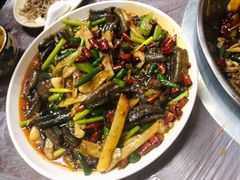 干烧鳝片-呱呱兔庄