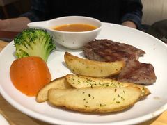 -斗牛士牛排餐厅(嘉里汇店)