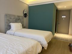 -白玉兰酒店(上海田子坊马当路地铁站店)