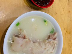-雷祖芳老妈蹄花店