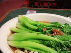 -新白鹿餐厅(悠迈生活广场店)