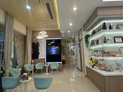 -维乐口腔(美维云门诊陆家嘴店)