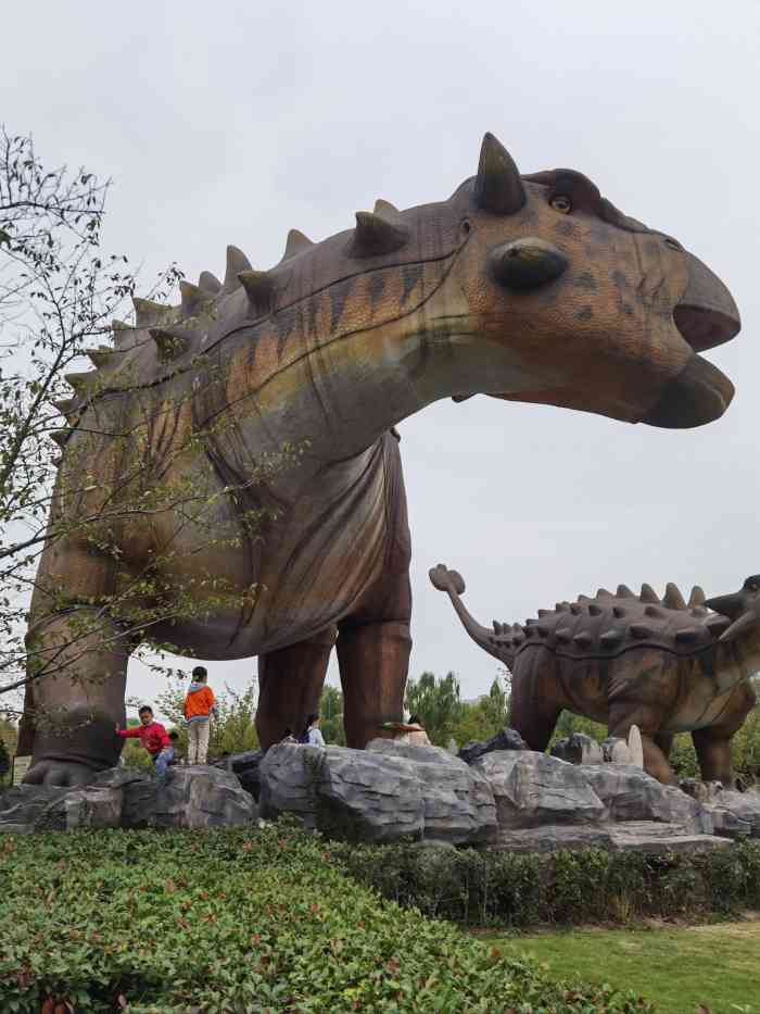 顾村公园·自然谷恐龙乐园-"去了顾村恐龙园,里面虽然说很大,但是恐龙