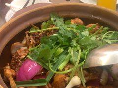 -胡须佬鸡煲四季火锅店(石厦西村直营店)