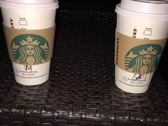 -星巴克(南宁民歌湖店)