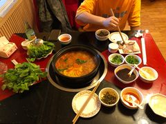 -乳仔牛牦牛汤锅 烤羊排(松潘古城店)