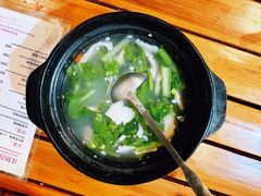 -汉阴白火石汆汤