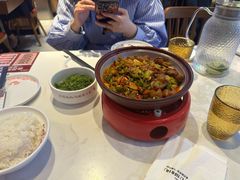 -渝是乎川渝小炒(新世界百货望京店)