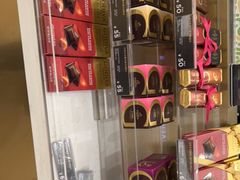 零售区-GODIVA(景枫中心店)