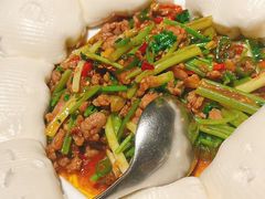 -维园悦谱·海派家常菜(乌鲁木齐南路店)