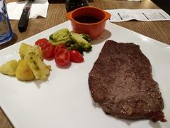 臻选嫩肩牛排-必胜客(大悦城店)