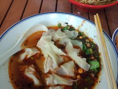 -重庆小面·抄手(解放碑好吃街店)