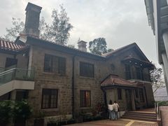 -香港大学
