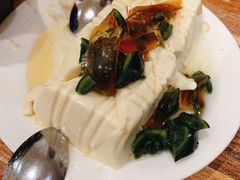 皮蛋豆腐-宝瑞门钉肉饼店