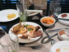 -东方红海鲜百汇(国际大厦店)