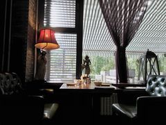 靠窗位-Local泰莲庭(虹鳟鱼店)